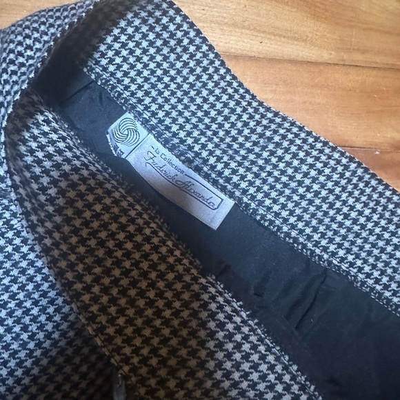 Vintage 100% Virgin Wool Houndstooth Skirt โ Size M (8-10) - Picture 3 of 5